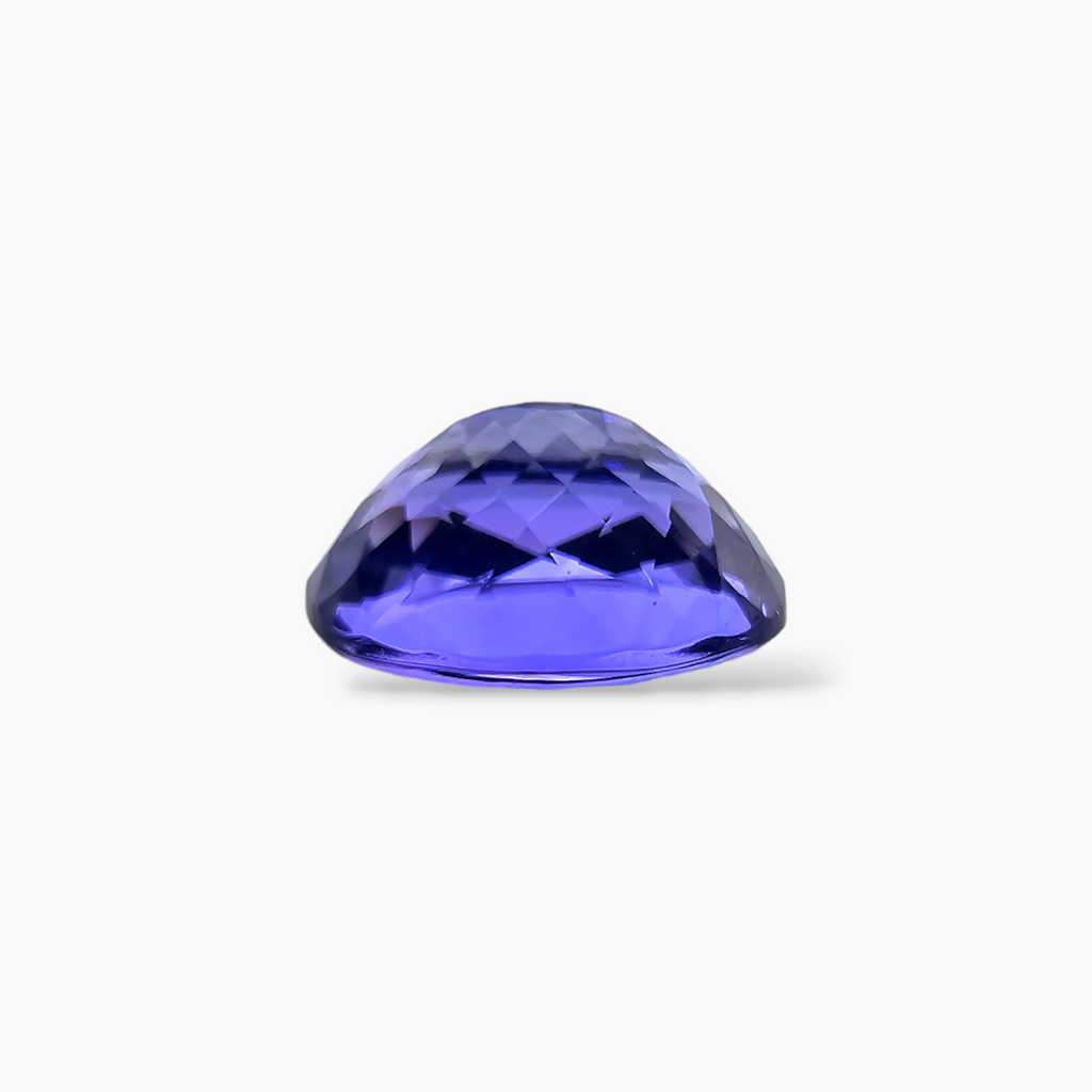 Natural Oval Shape Tanzanite Stone in 5.39 Carats Weight for Sale