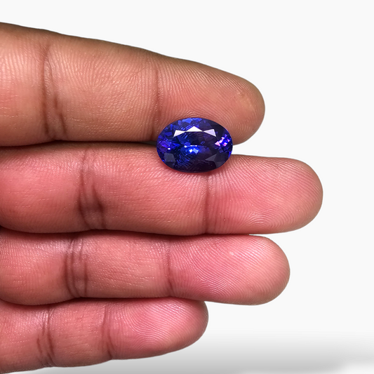 Natural Tanzanite Stone Oval 6.77 Carats in 14 by 10 MM for Sale