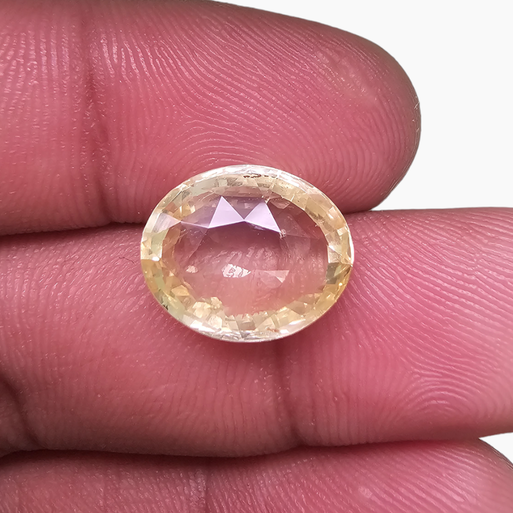 Natural Yellow Sapphire Gemstone 7.61 Carats Oval Shape