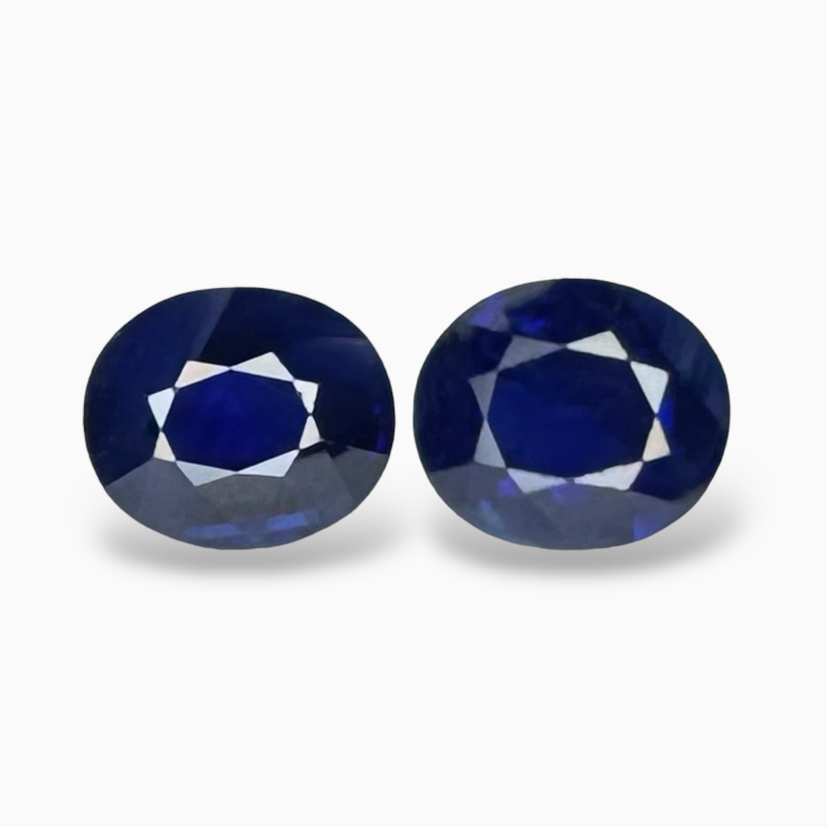 Natural Blue Sapphire Stone 4.15 Carats Oval Pair