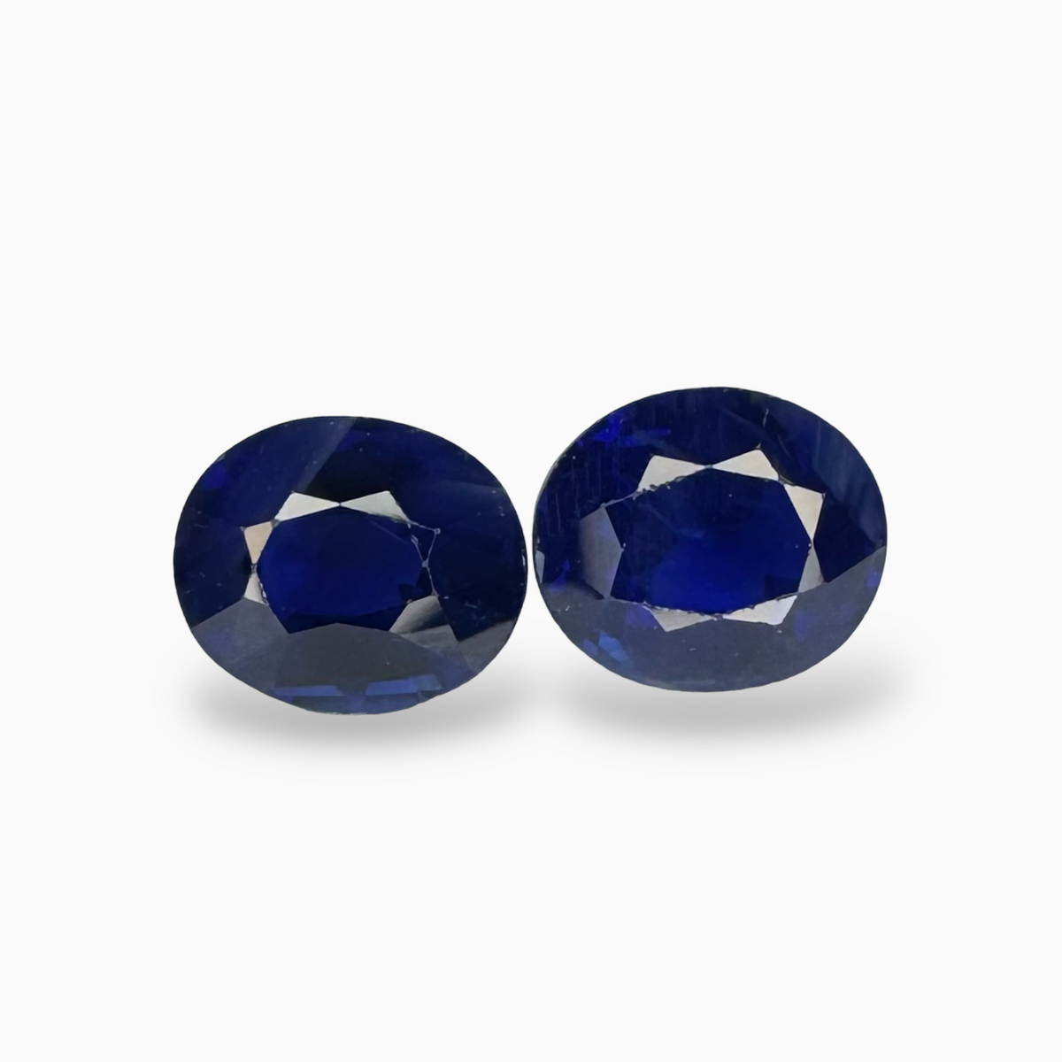 Natural Blue Sapphire Stone 4.15 Carats Oval Pair