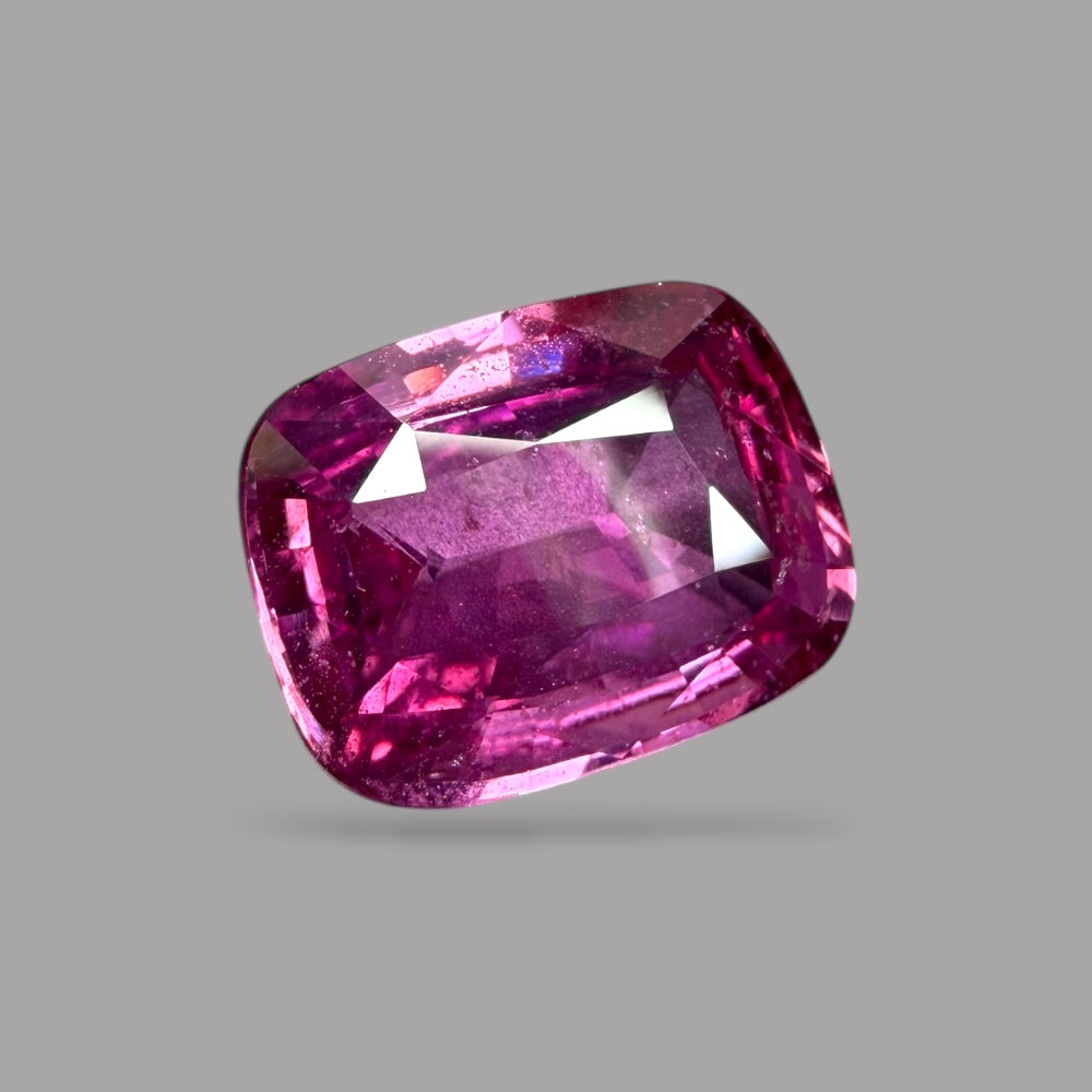 Cushion Cut Shape in Pink Sapphire Gemstone 4.11 Carats & 10.67 x 8.25 x 4.46 mm Size