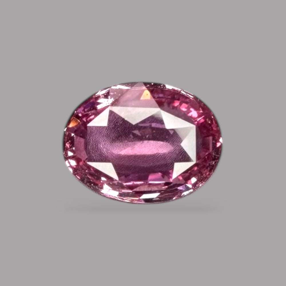 Oval Shape in Pink Sapphire Gemstone 2.02 Carats & 9.14 × 6.86 x 3.34 mm Size
