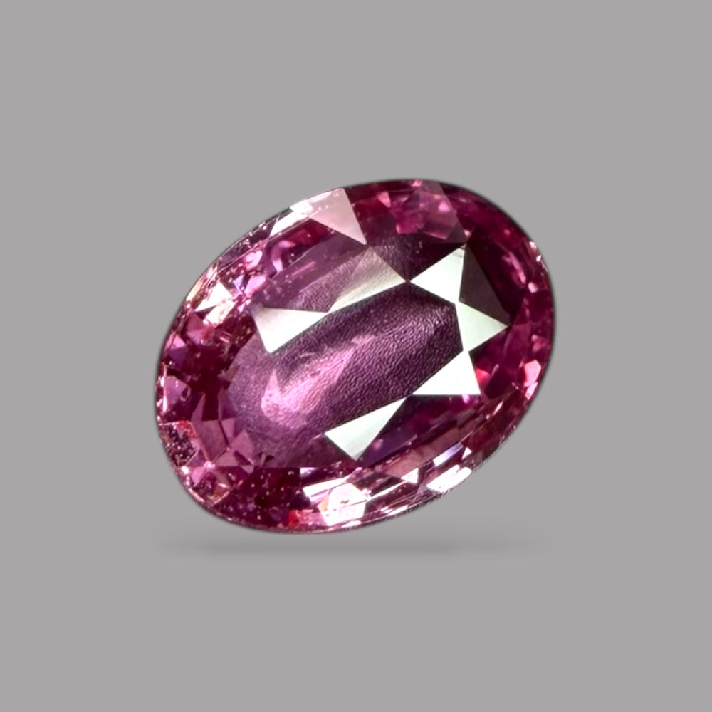 Oval Shape in Pink Sapphire Gemstone 2.02 Carats & 9.14 × 6.86 x 3.34 mm Size