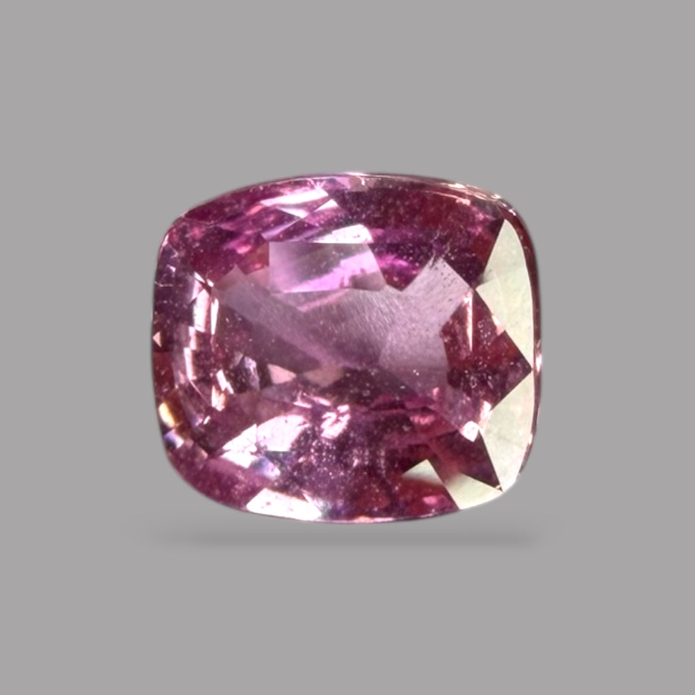 Cushion Cut Shape in Pink Sapphire Gemstone 2.57 Carats & 8.2 x 7.3 x 4.4 mm Size
