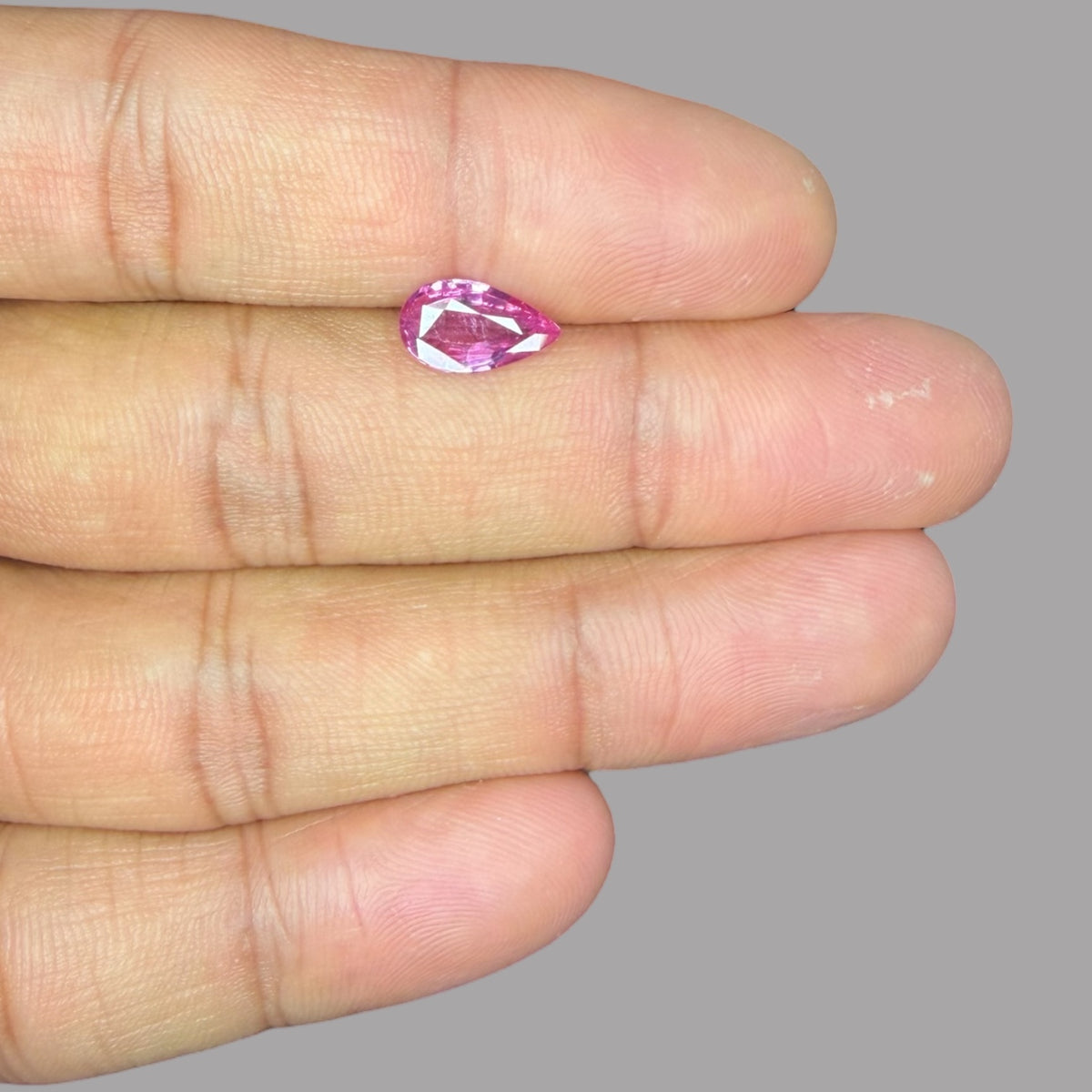 Pear Shape in Pink Sapphire Gemstone 1.65 Carats & 10.6 x 6.1 x 3 mm Size