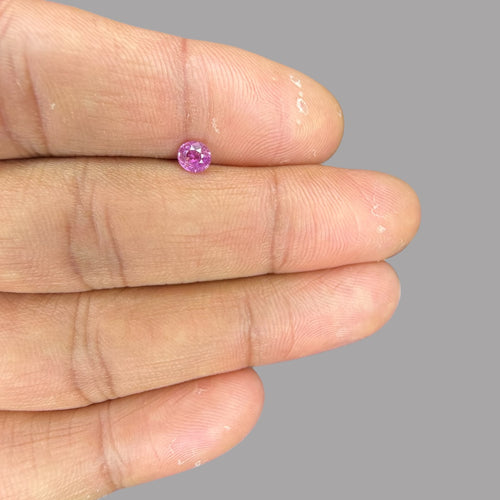 Oval Shape in Natural Pink Sapphire Gemstone 0.49 Carats & 4.7 x 4.2 mm Size