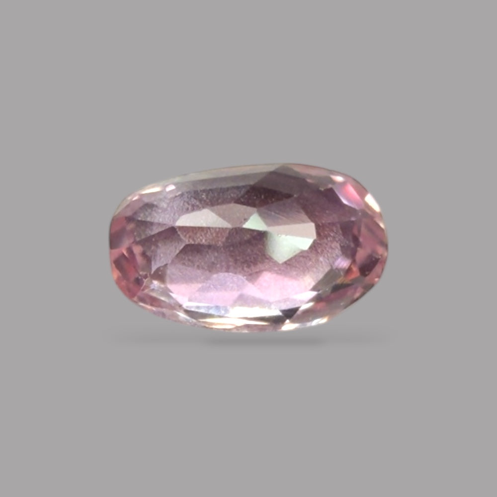 Oval Shape in Natural Pink Sapphire Gemstone 0.52 Carats & 6 x 3.8 mm Size