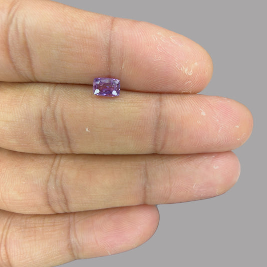 Cushion Cut Shape in Purple Sapphire Gemstone 0.91 Carats & 6.5 x 4.4 mm Size