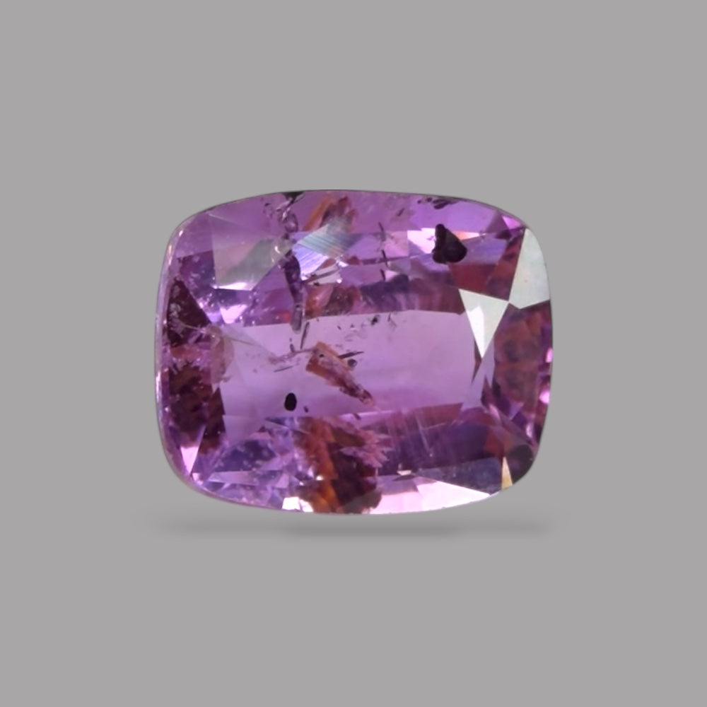 Cushion Cut Shape in Purple Sapphire Gemstone 0.80 Carats & 5.9 x 4.8 mm Size