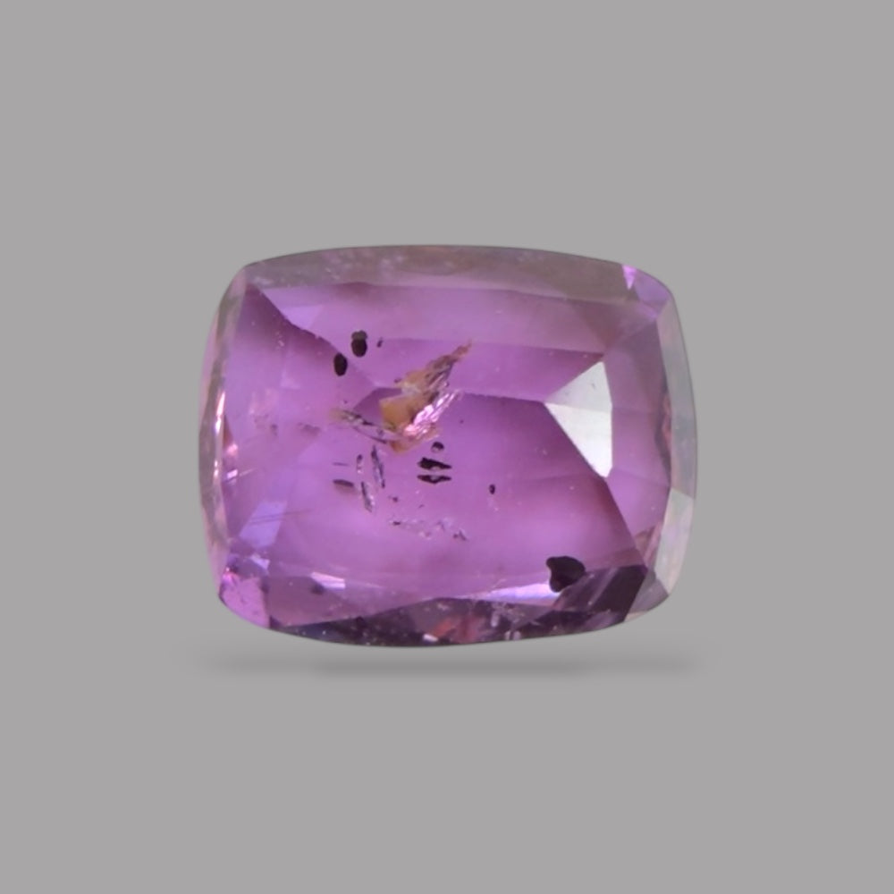 Cushion Cut Shape in Purple Sapphire Gemstone 0.80 Carats & 5.9 x 4.8 mm Size