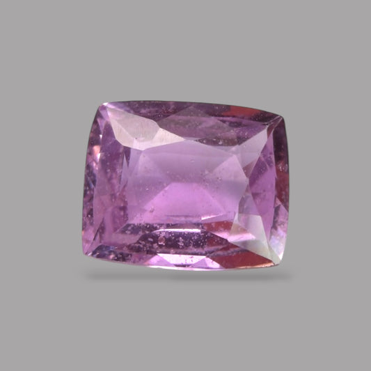 Cushion Cut Shape in Purple Sapphire Gemstone 0.92 Carats & 6.2 x 5.1 mm Size