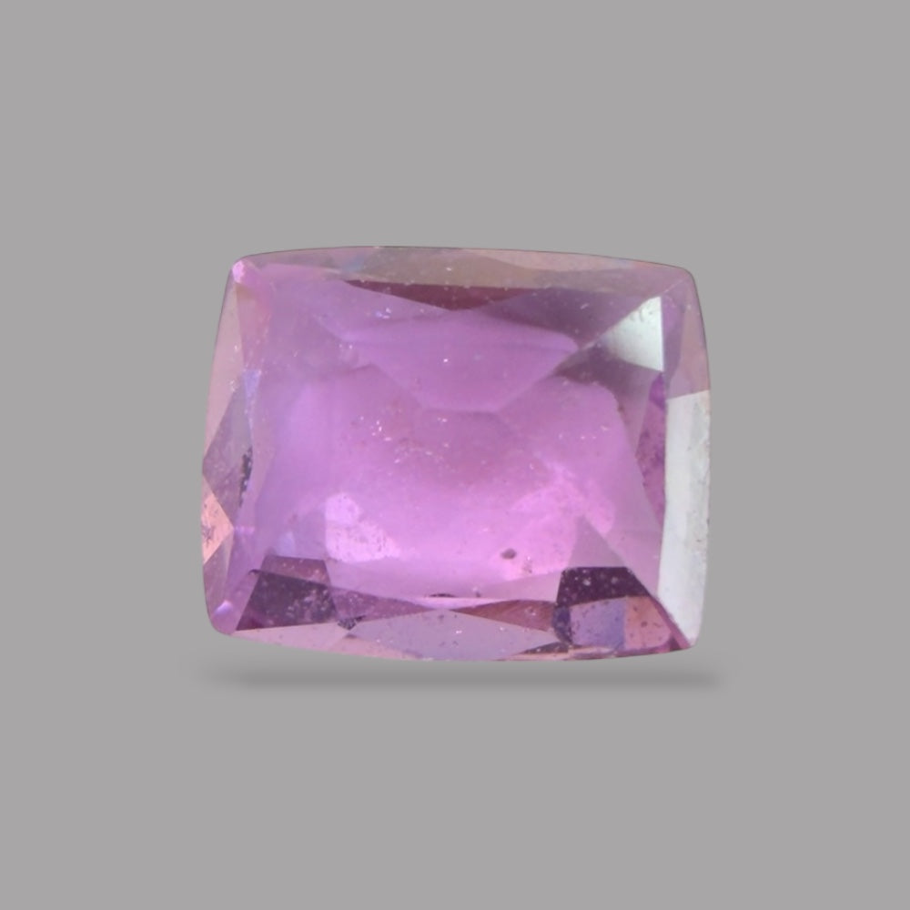 Cushion Cut Shape in Purple Sapphire Gemstone 0.92 Carats & 6.2 x 5.1 mm Size