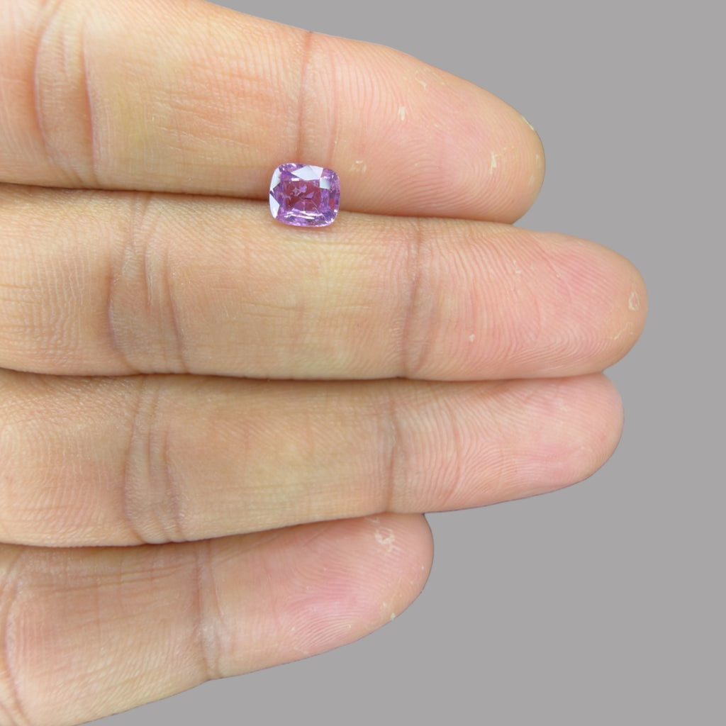 Cushion Cut Shape in Purple Sapphire Gemstone 1.20 Carats & 6.4 x 5.5 mm Size