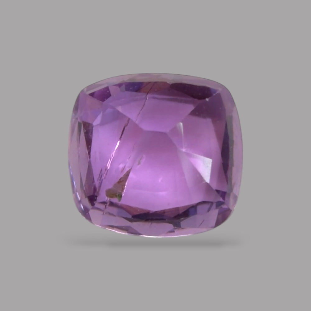 Cushion Cut Shape in Purple Sapphire Gemstone 0.91 Carats & 5.8 x 5.4 mm Size