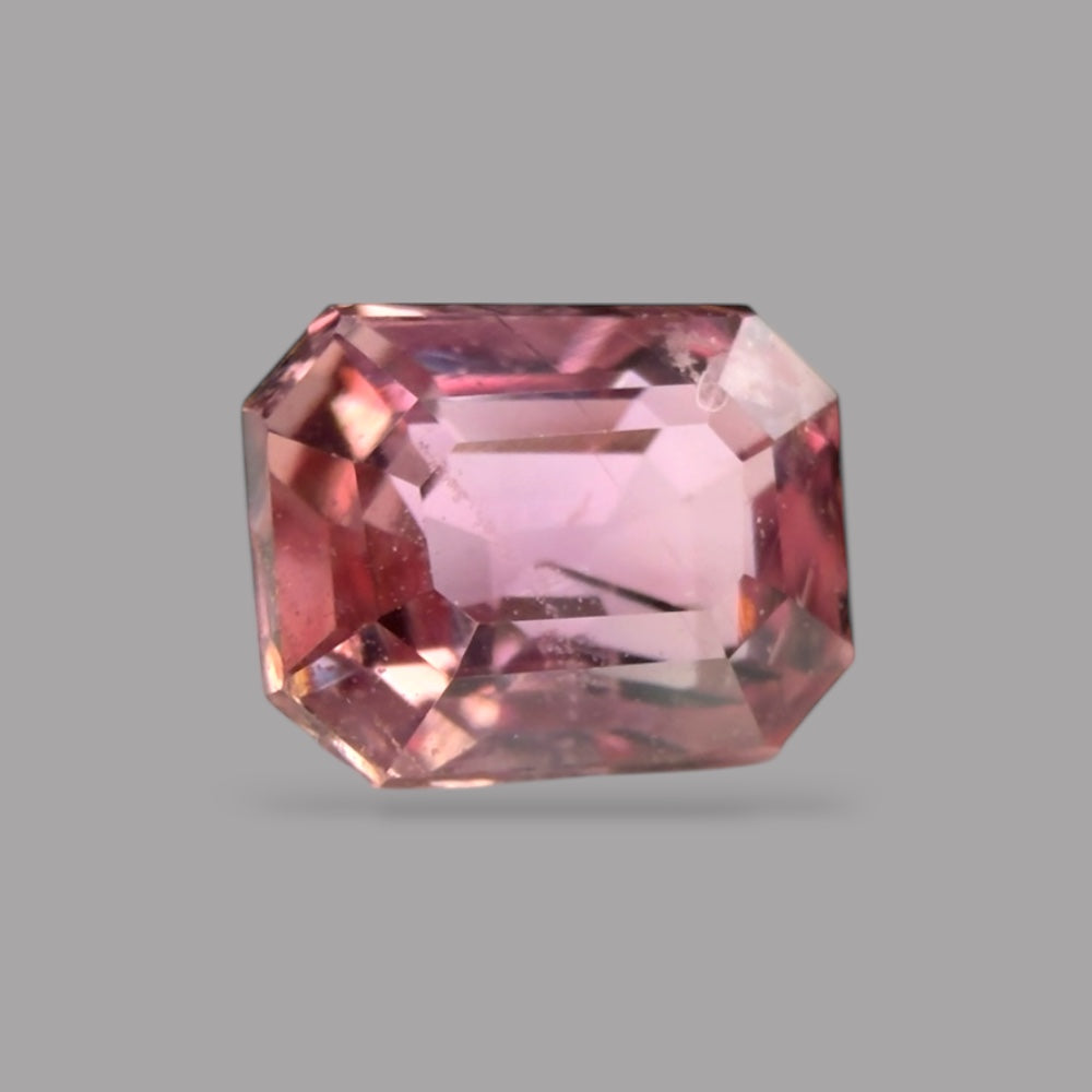Emerald Cut Shape in Pink Sapphire Gemstone 0.85 Carats & 5.6 x 4.3 mm Size
