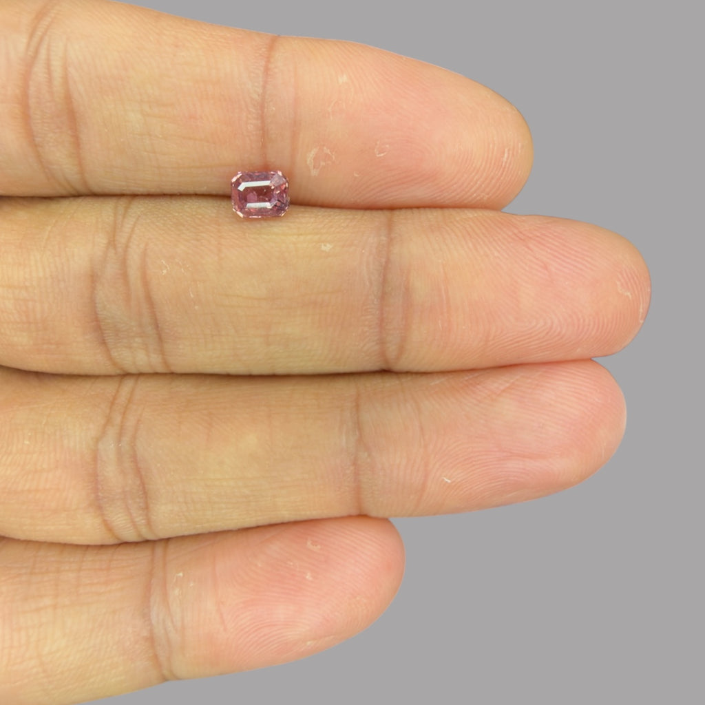 Emerald Cut Shape in Pink Sapphire Gemstone 0.85 Carats & 5.6 x 4.3 mm Size