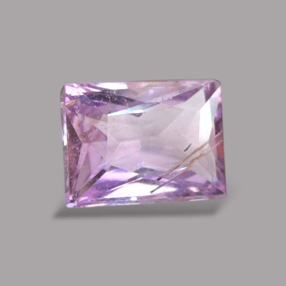 Emerald Cut Shape in Pink Sapphire Gemstone 0.68 Carats & 5.8 x 4.3 mm Size