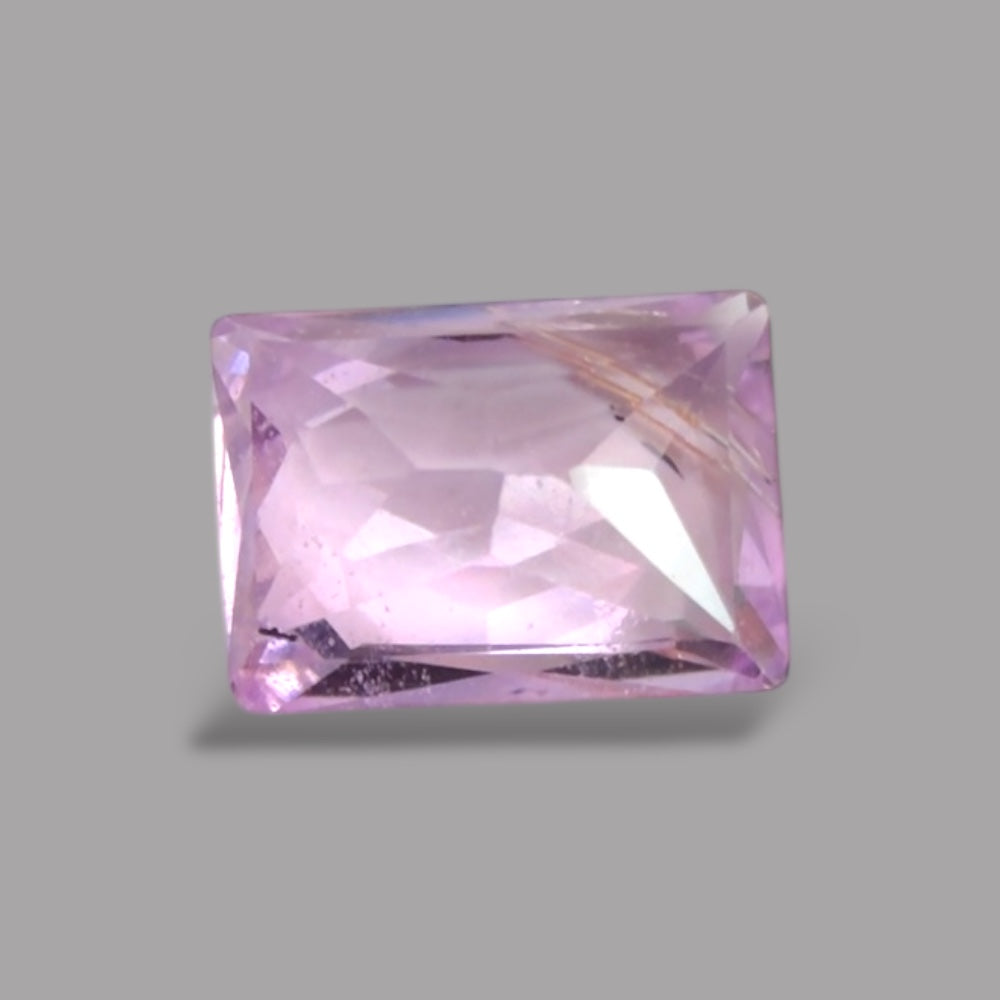 Emerald Cut Shape in Pink Sapphire Gemstone 0.68 Carats & 5.8 x 4.3 mm Size