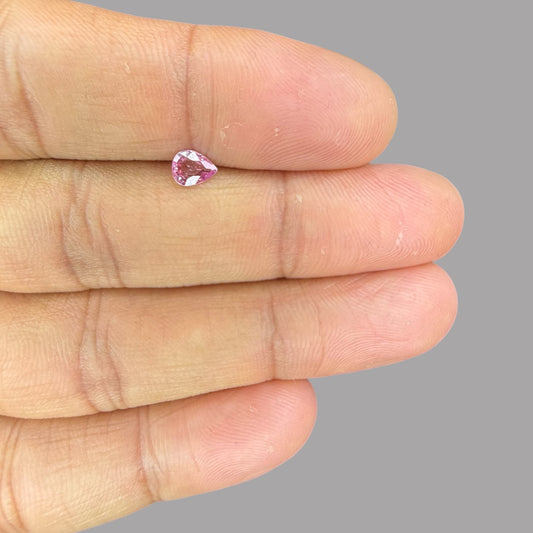 Pear Shape in Pink Sapphire Gemstone 0.38 Carats & 5.7 x 4.5 mm Size