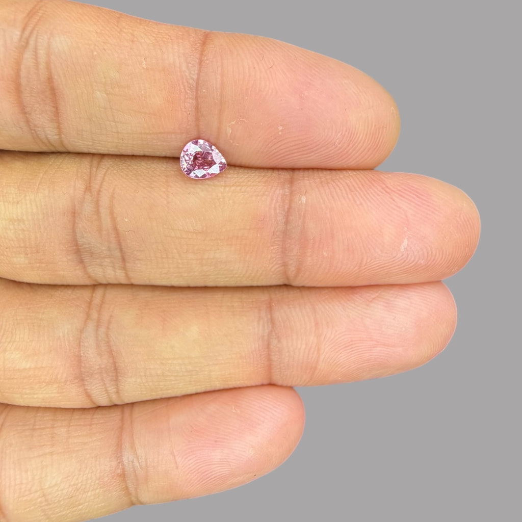 Pear Shape in Pink Sapphire Gemstone 0.72 Carats & 6.1 x 5 mm Size