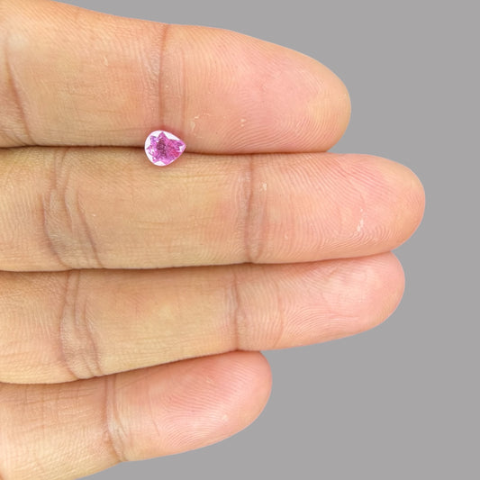Pear Shape in Pink Sapphire Gemstone 0.60 Carats & 5.5 x 4.7 mm Size