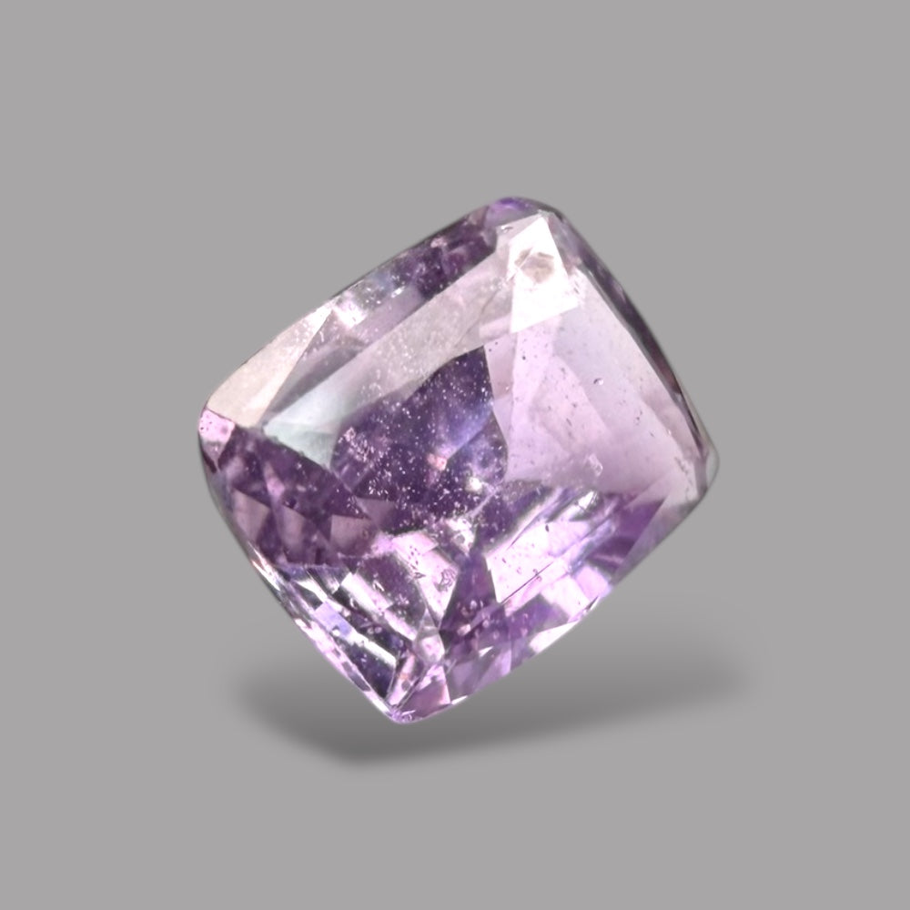 Cushion Cut Shape in Purple Sapphire Gemstone 1.16 Carats & 6.7 x 5.1 mm Size