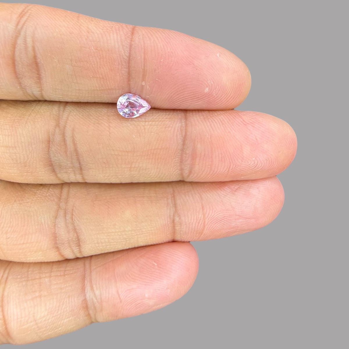 Pear Shape in Pink Sapphire Gemstone 0.71 Carats & 6.9 x 5 mm Size