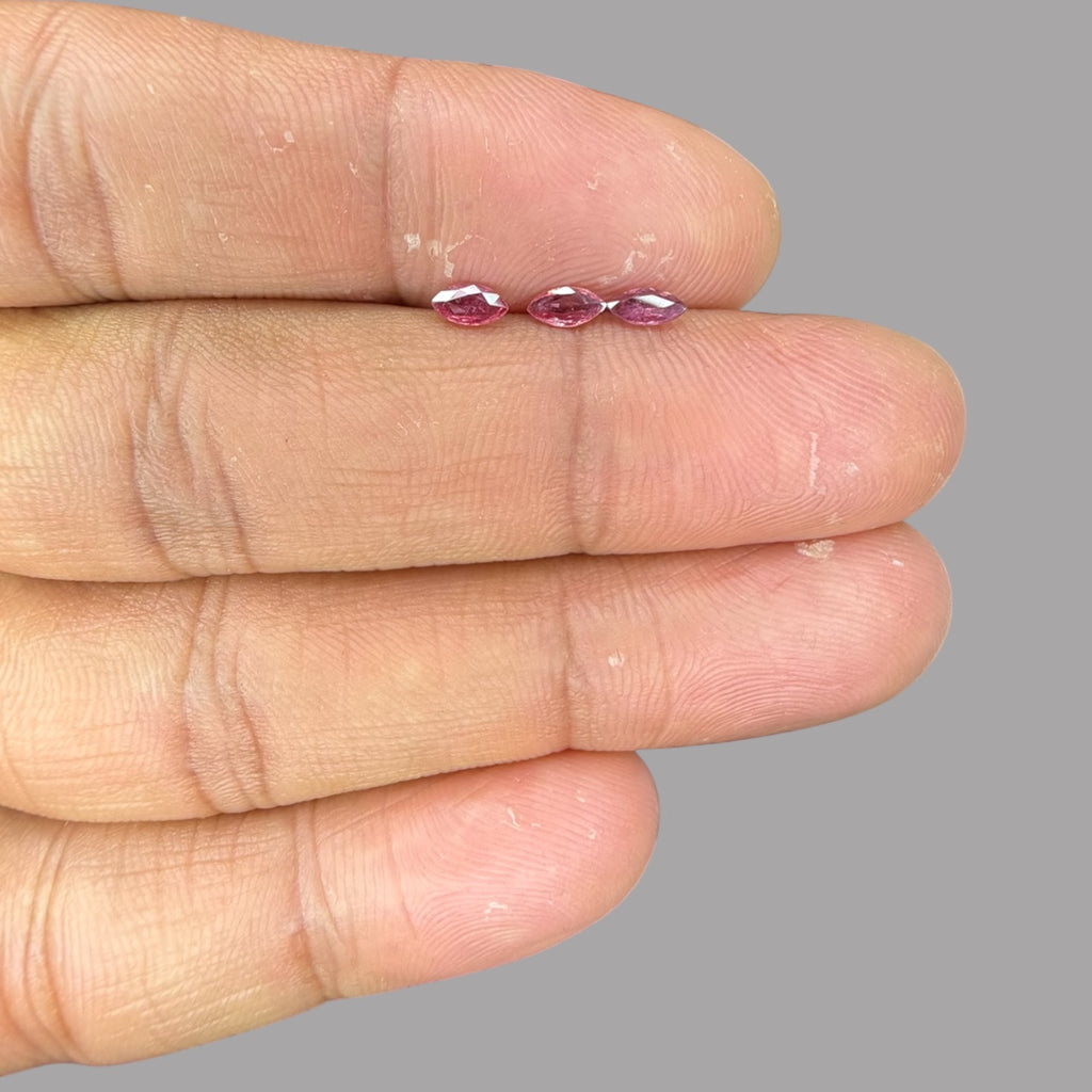 Pink Sapphire Natural Stone Marquise Cut Carats 5 x 2.5 mm in (Total 28.90 Carats)