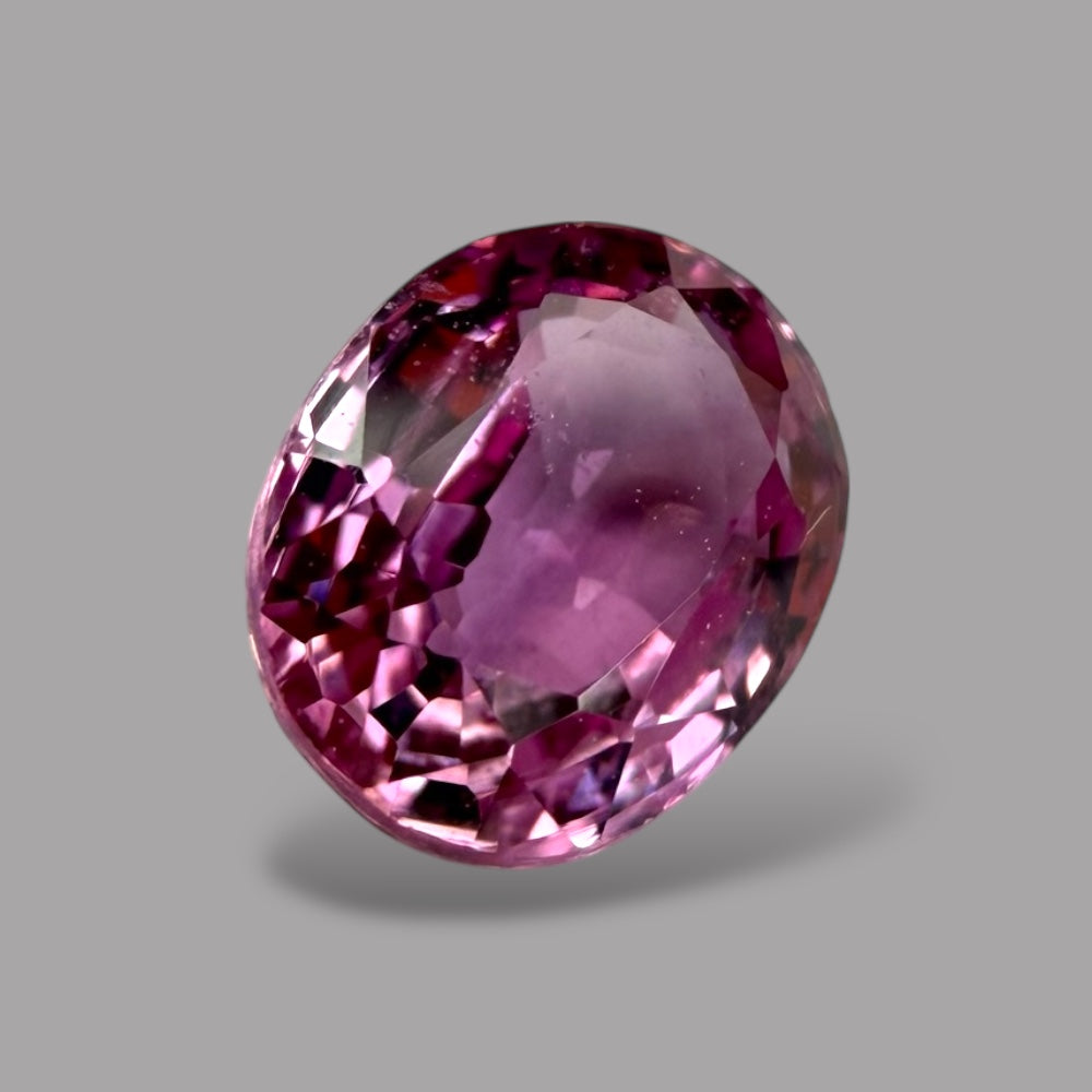 Oval Shape in Pink Sapphire Gemstone 1.23 Carats & 6.8 x 5.4 mm Size