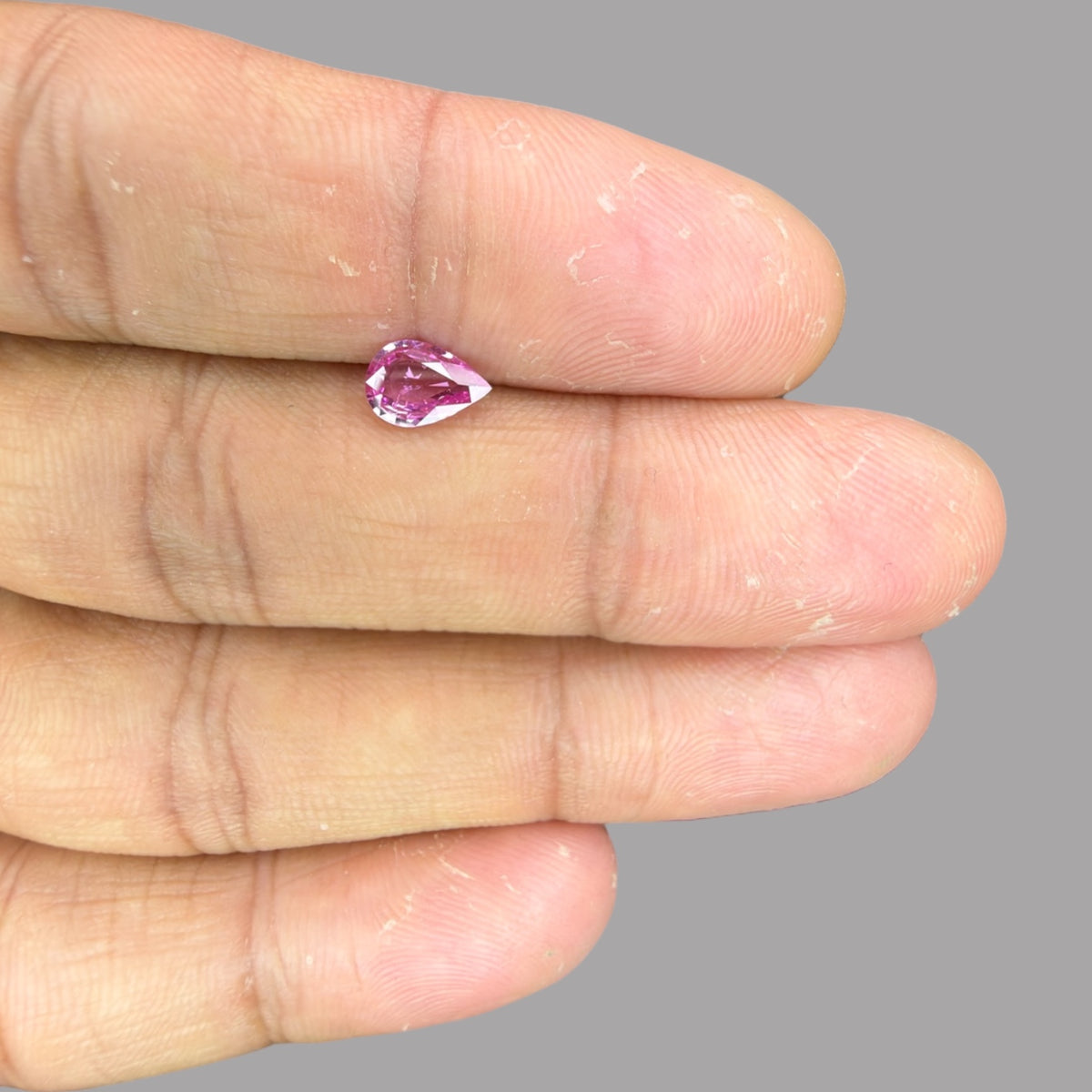 Pear Shape in Pink Sapphire Gemstone 0.79 Carats & 7.5 x 5.2 mm Size