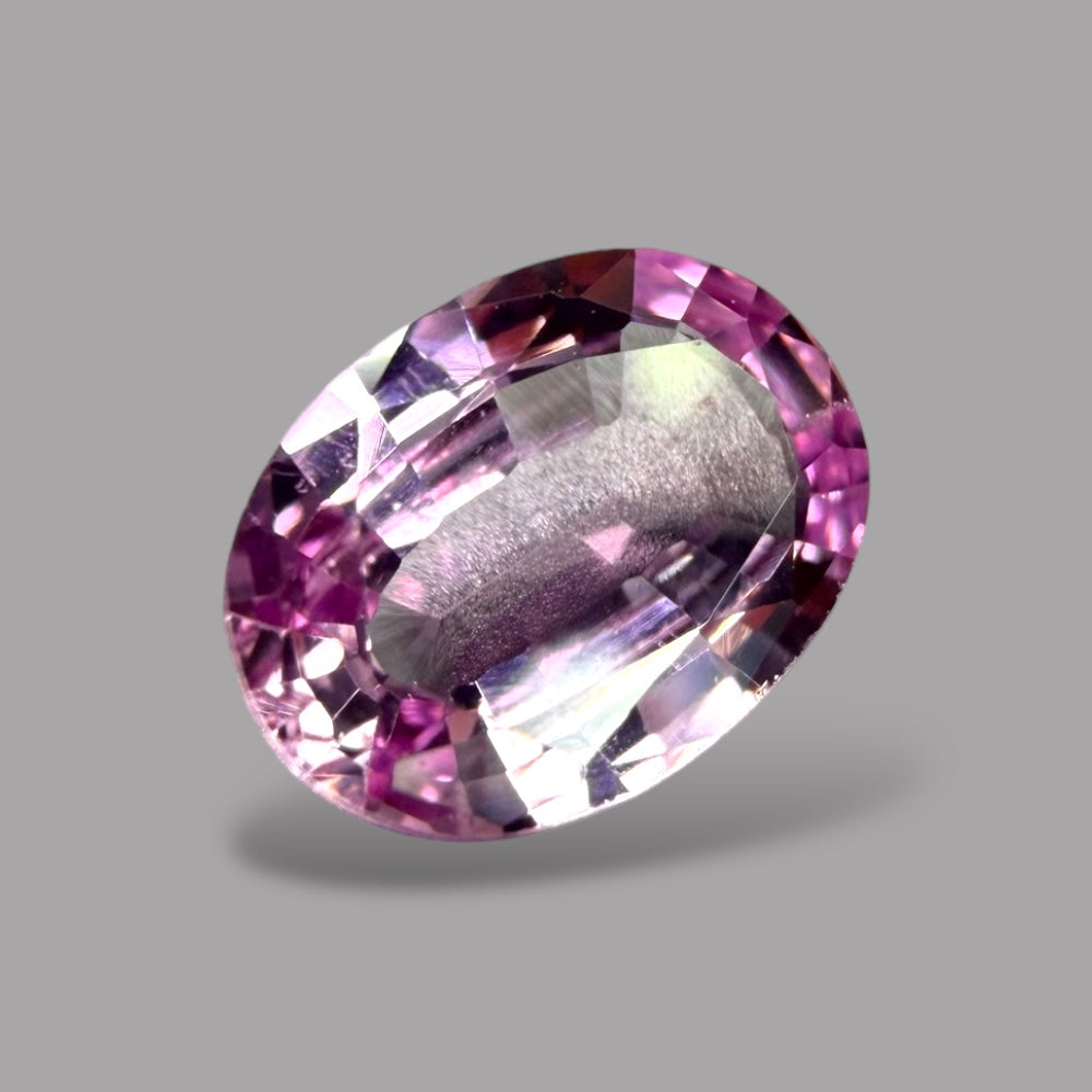 Oval Shape in Pink Sapphire Gemstone 0.81 Carats & 7 x 5 mm Size