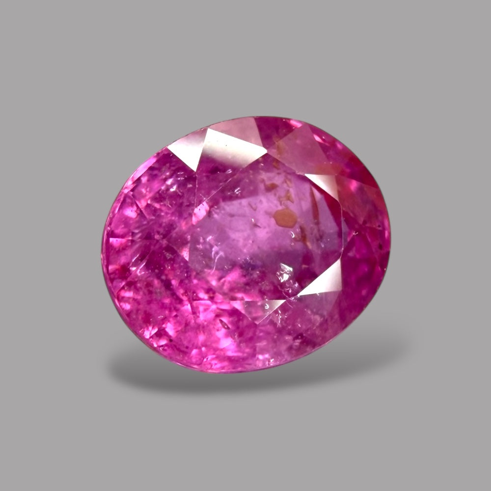 Oval Shape in Pink Sapphire Gemstone 1.33 Carats & 6.5 x 5.4 mm Size