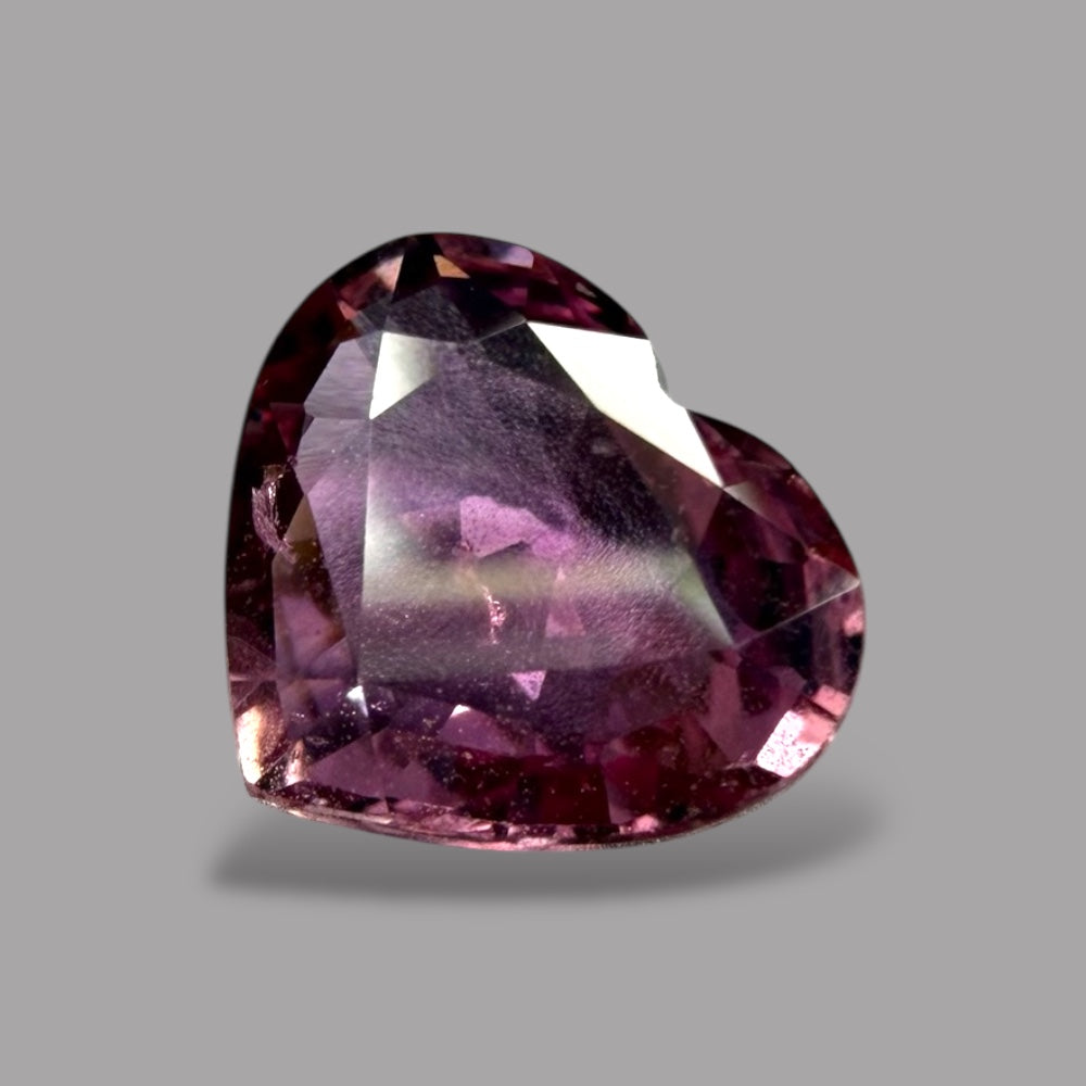 Heart Shape in Pink Sapphire Gemstone 1.34 Carats & 6.5 x 7.5 mm Size
