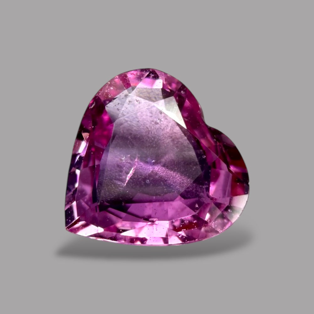 Heart Shape in Pink Sapphire Gemstone 0.95 Carats & 6.5 x 6.8 mm Size