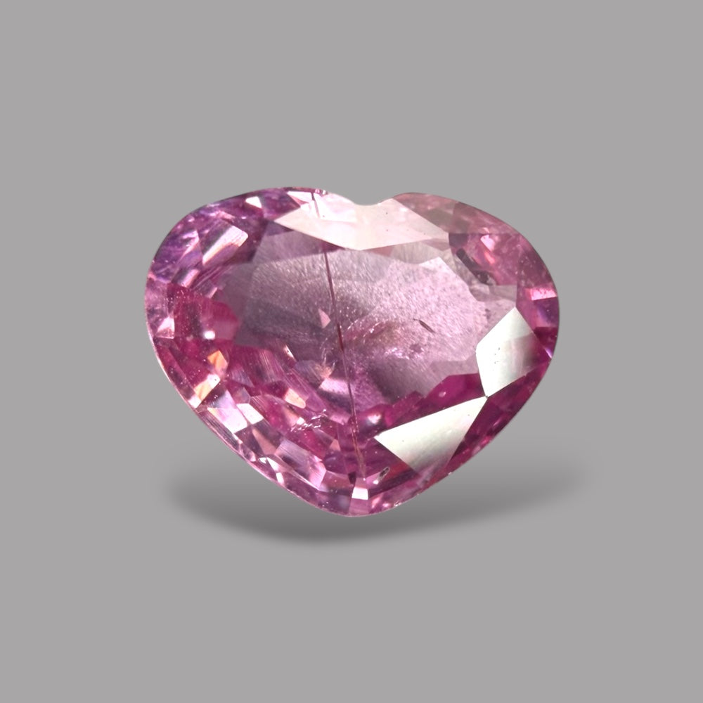 Heart Shape in Pink Sapphire Gemstone 1.19 Carats & 5.6 x 7.2 mm Size