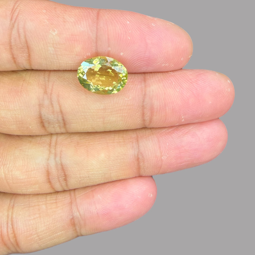 Natural Heliodor Stone 4.66 Carats Oval Shape 13 x 9.9 x 6 mm