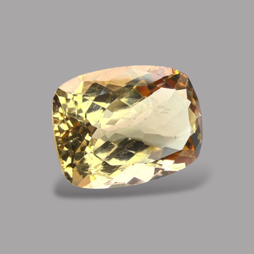 Natural Heliodor Stone 6.18 Carats Cushion Cut Shape 13.9 x 10.1 x 6.7 mm