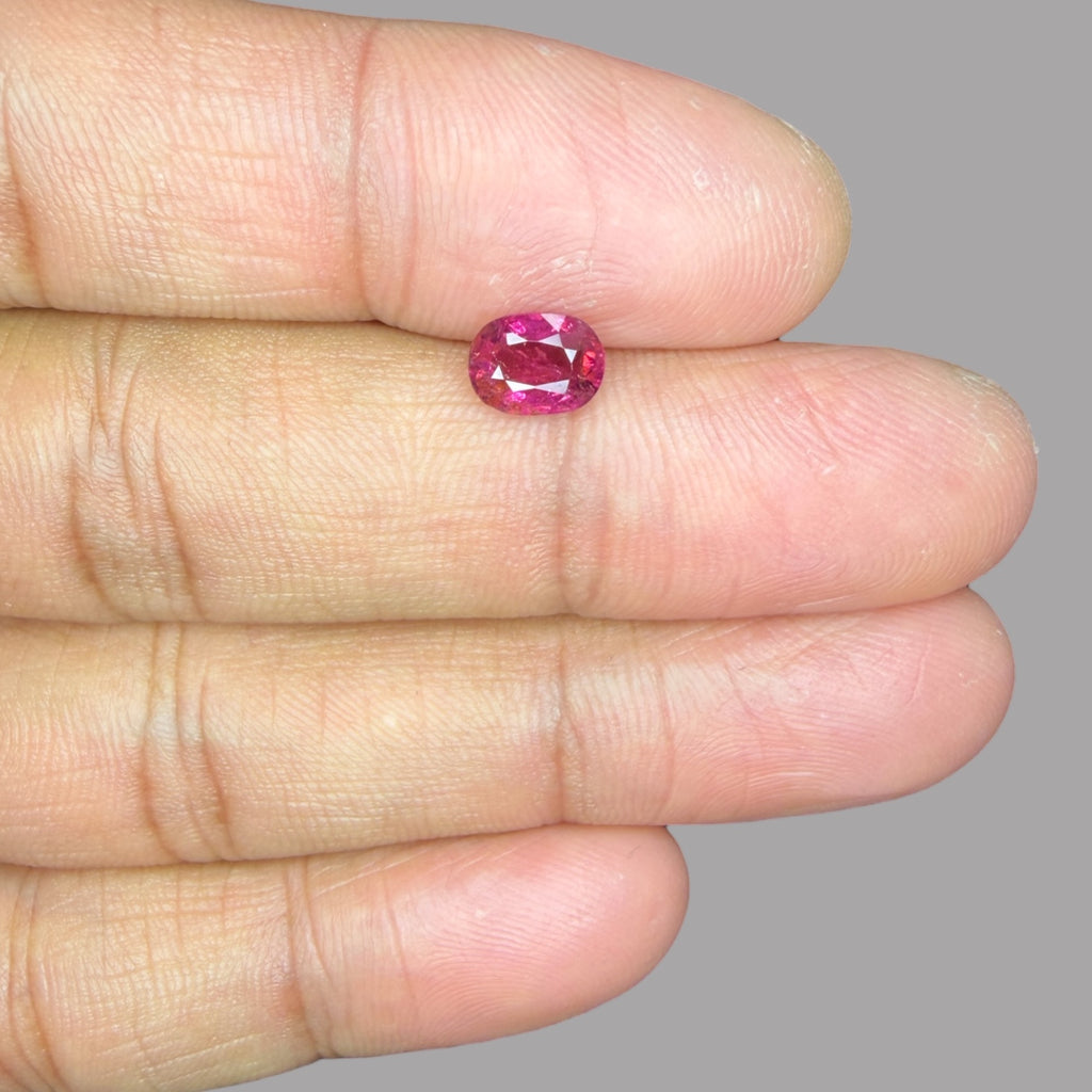 Natural Rubellite Tourmaline 1.03 Carats Gemstone – Oval 7.3x5.5 mm