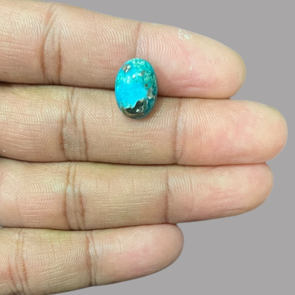 Raw Turquoise For Sale 6.67 Carats 14.2 x 10.1 x 5.9 mm in Oval