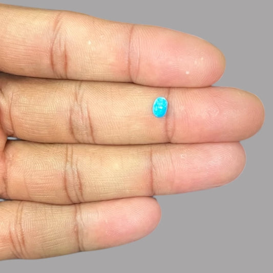 Raw Turquoise Stone 0.44 Carats 6 x 4 x 2.5 mm in oval