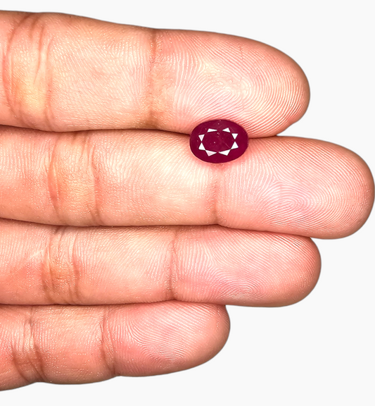 Natural Ruby Stone 3.58 Carats Oval Shape Mozambique Origin Size 9.7x7.2mm