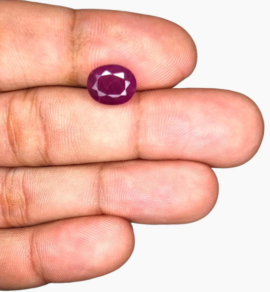 Natural Ruby Stone 4.14 Carats Oval Shape Mozambique Origin Size 10x8mm