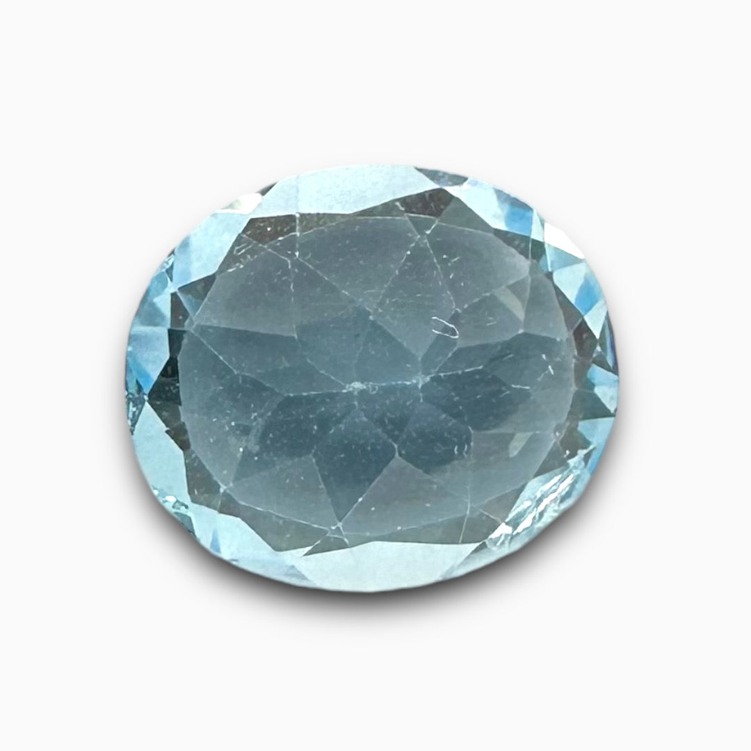 Natural Sky Blue Topaz Gemstone 6.10 Carats Oval Shape Size 12X10mm African Origin