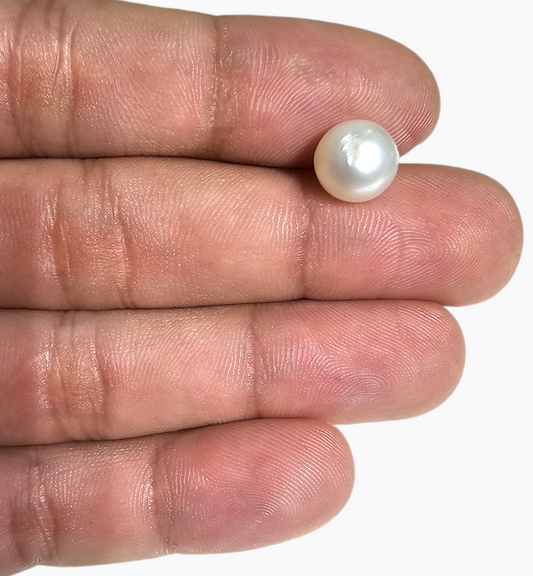 Natural Pearl Moti Stone 5.47 Carats Round Shape Size 9.2x9.2mm