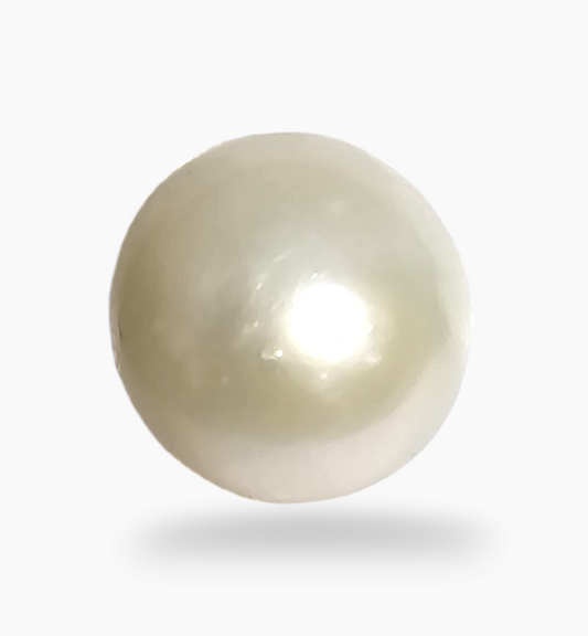 Natural Pearl Moti Stone 5.79 Carats Round Shape Size 9.5x9.5mm