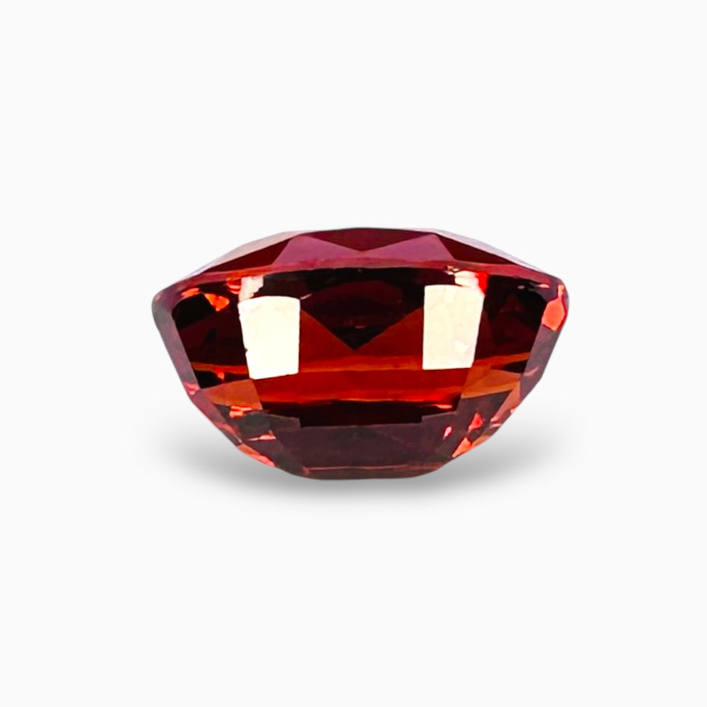 Natural Spessartite Garnet Stone 5.06 Carats Oval Shape Size 7.5X10.7mm