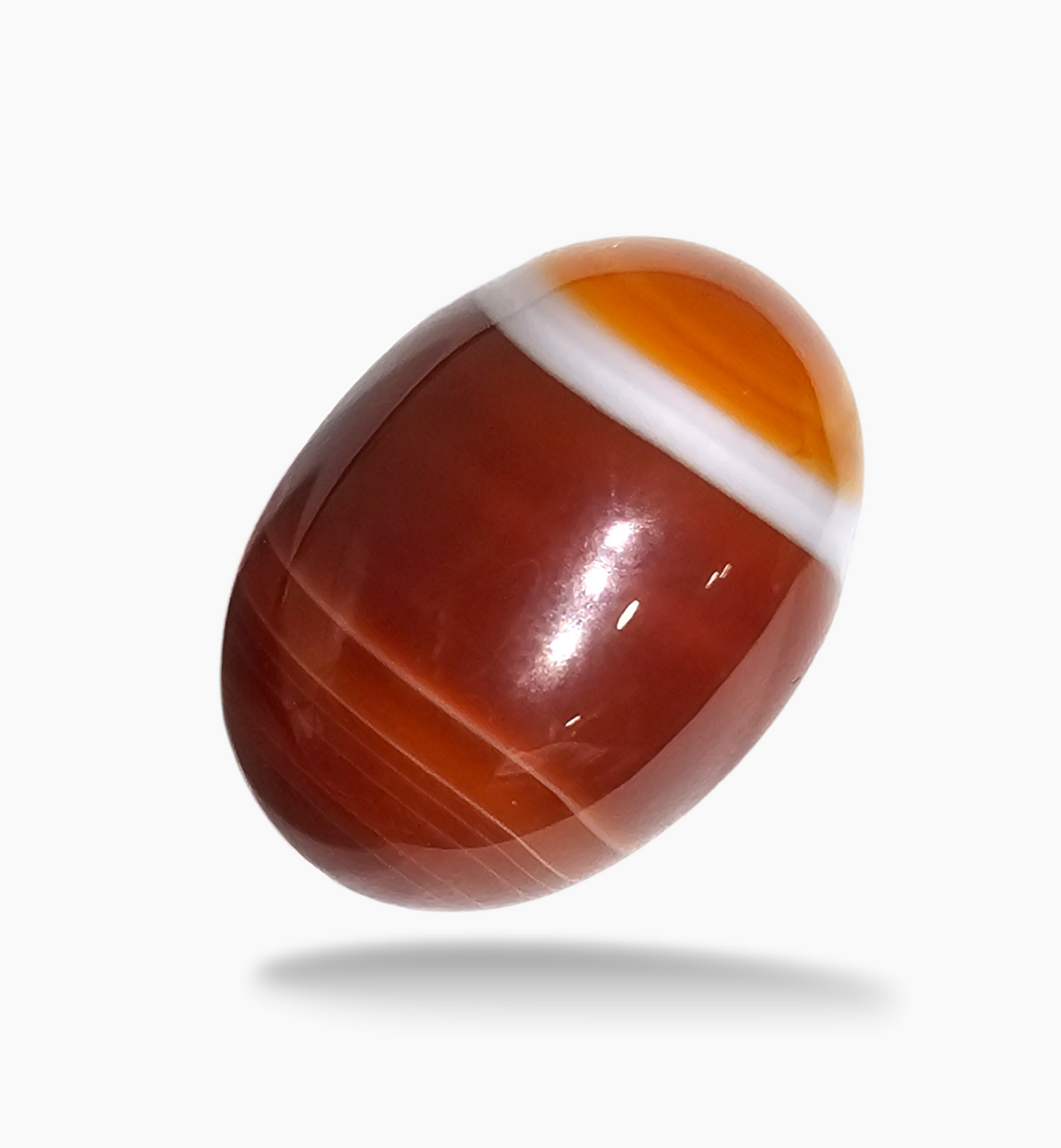 Superior Agate Stone (Aqeeq) Fancy Cut 15.46 Carats 18.5x13.6mm