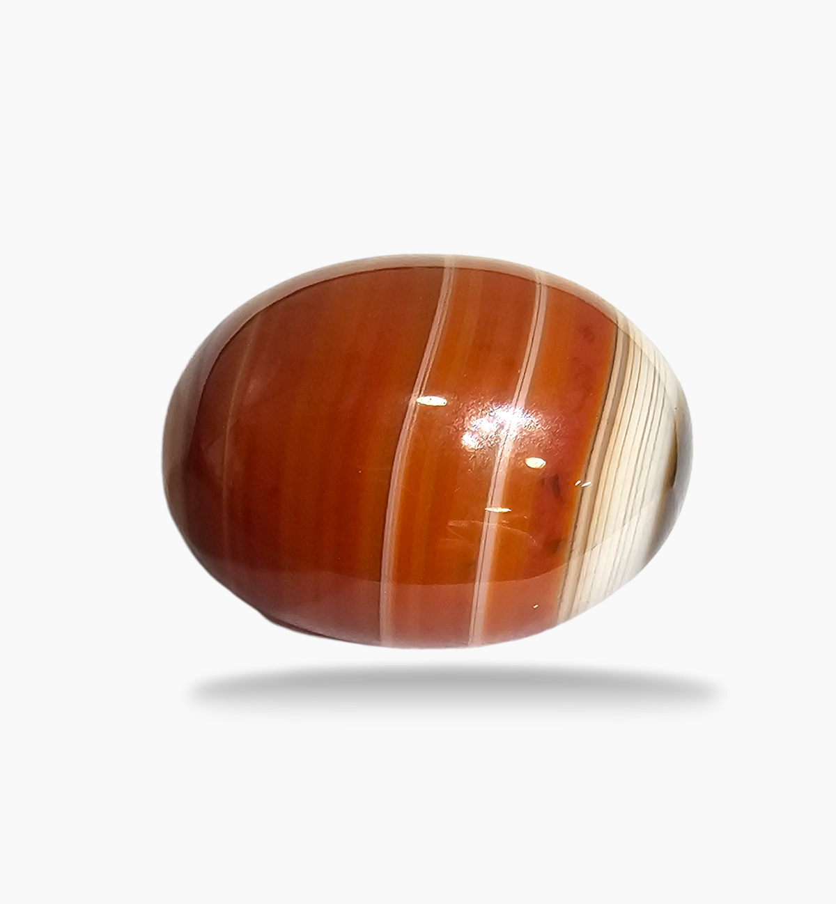 Superior Agate Stone (Aqeeq) Oval Cabochon 15.97 Carats 19x14mm