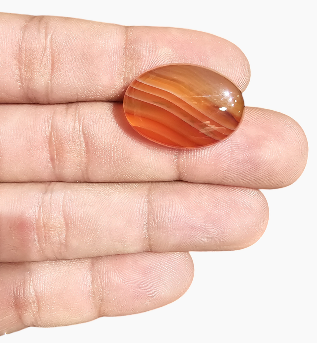 Superior Agate Stone (Aqeeq) Oval Cabochon 23.36 Carats 25x17.8mm